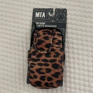 MTA Fitness Cheetah Print Arm band